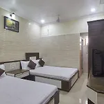 Plaza Guest House