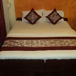Benazeer Hotel