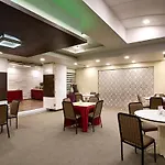 Hotel Planet Residency