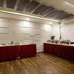 Hotel Planet Residency