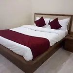 Hotel Golden Lake