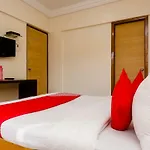 Oyo 26978 Tuliip Domestic Airport Suites