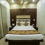 Oyo 4186 Hotel Oyster