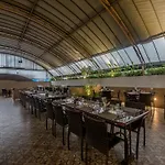 Oyo 618 Maharaja Hotel