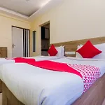 Oyo 24014 Tuliip Residency