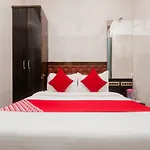 Oyo 7481 Hotel Plaza