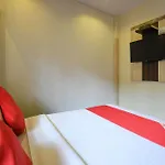 Oyo 18799 Hotel Fortune Inn