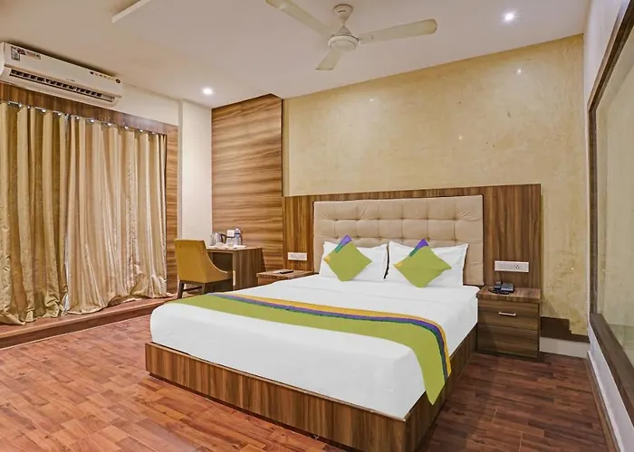 Hotel Bkc Mannat