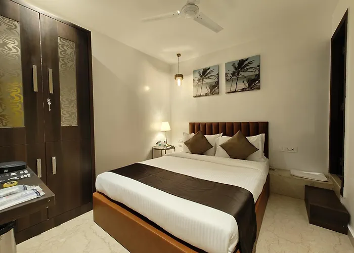 The Majlis Hotel - Colaba Mumbai