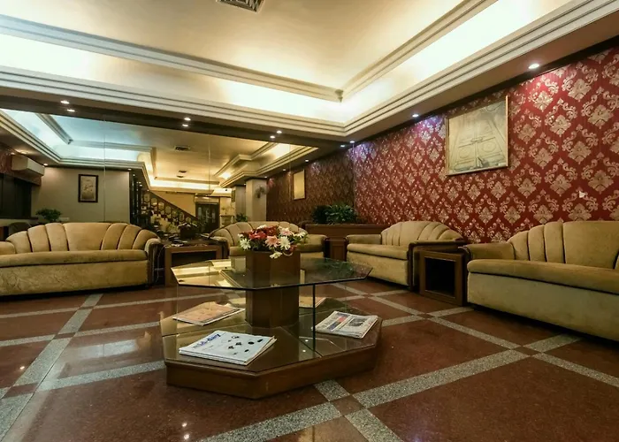 Hotel Mogul Palace - Near Masjid Bunder Mumbai
