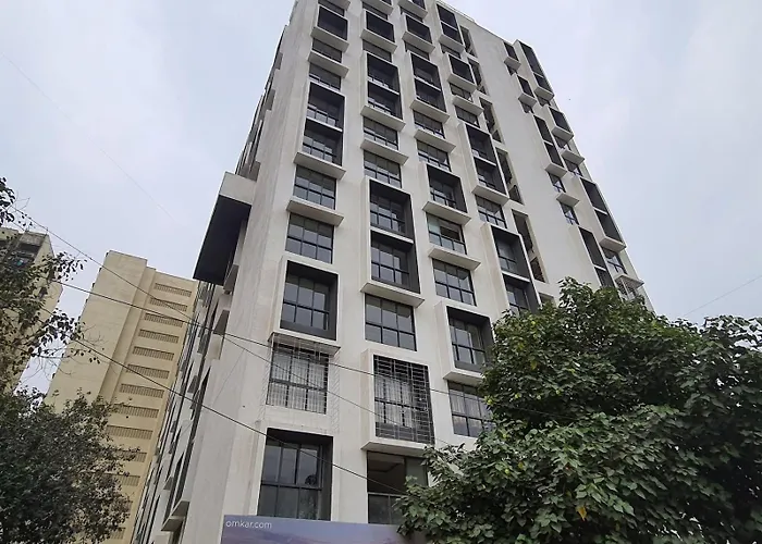 2Bhk Service Apartment In Bkc By Florastays