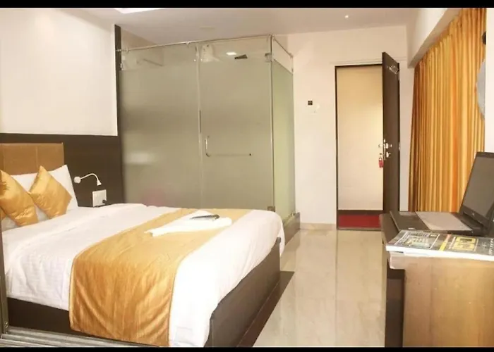 Hotel Ascot Inn