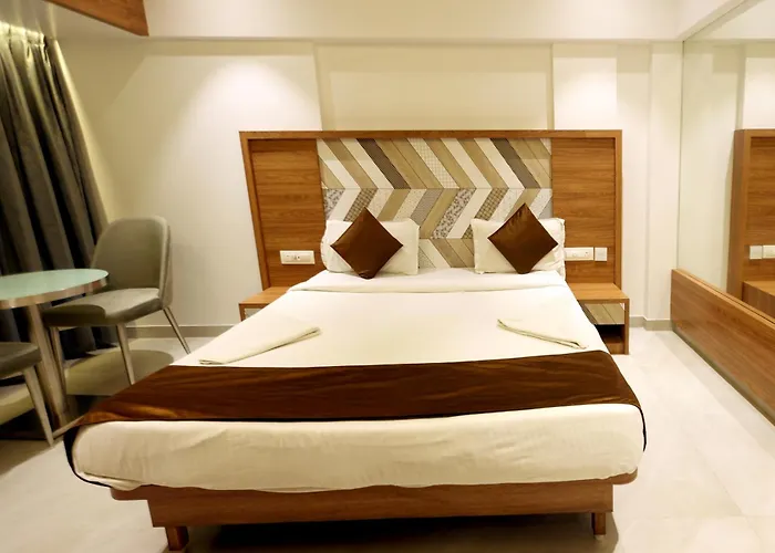 Host Inn International Marol