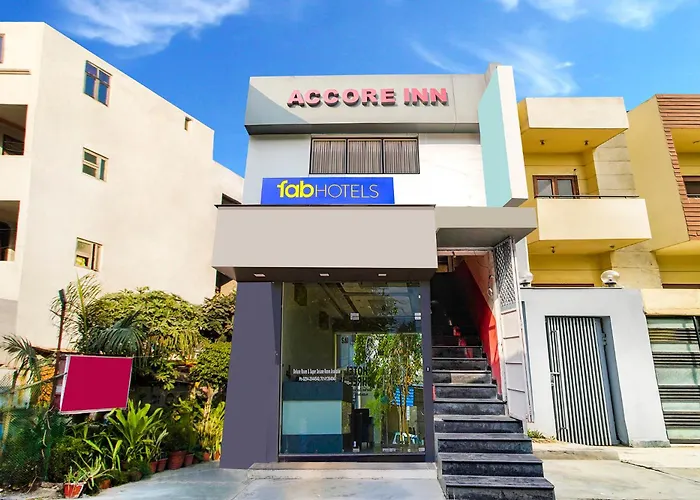 Fabexpress Accore Inn