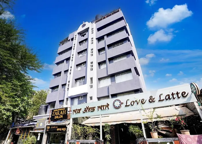 Vibes Inn Juhu