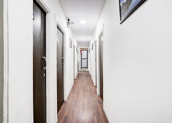 Super Hotel O Bkc Santacruz East