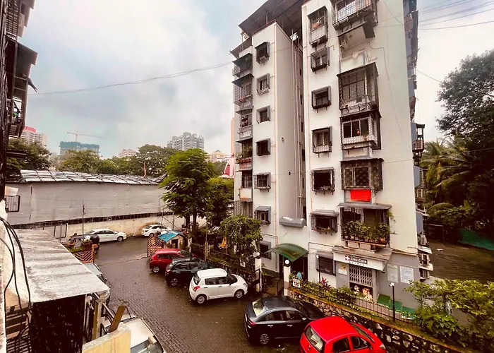 Urban Home And Suites, Service Apartment In Goregaon Mumbai