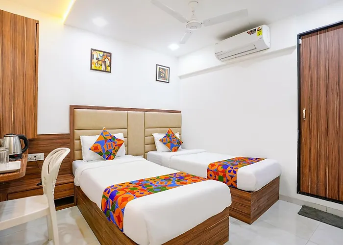 Fabexpress Shahi Palace - Nr - Mumbai International Airport