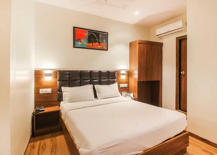 Deluxe Residency