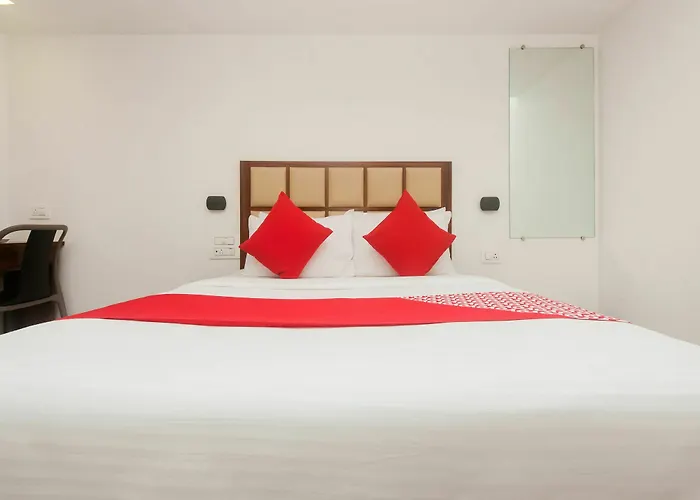 Oyo 15902 Hotel Oyster Executive