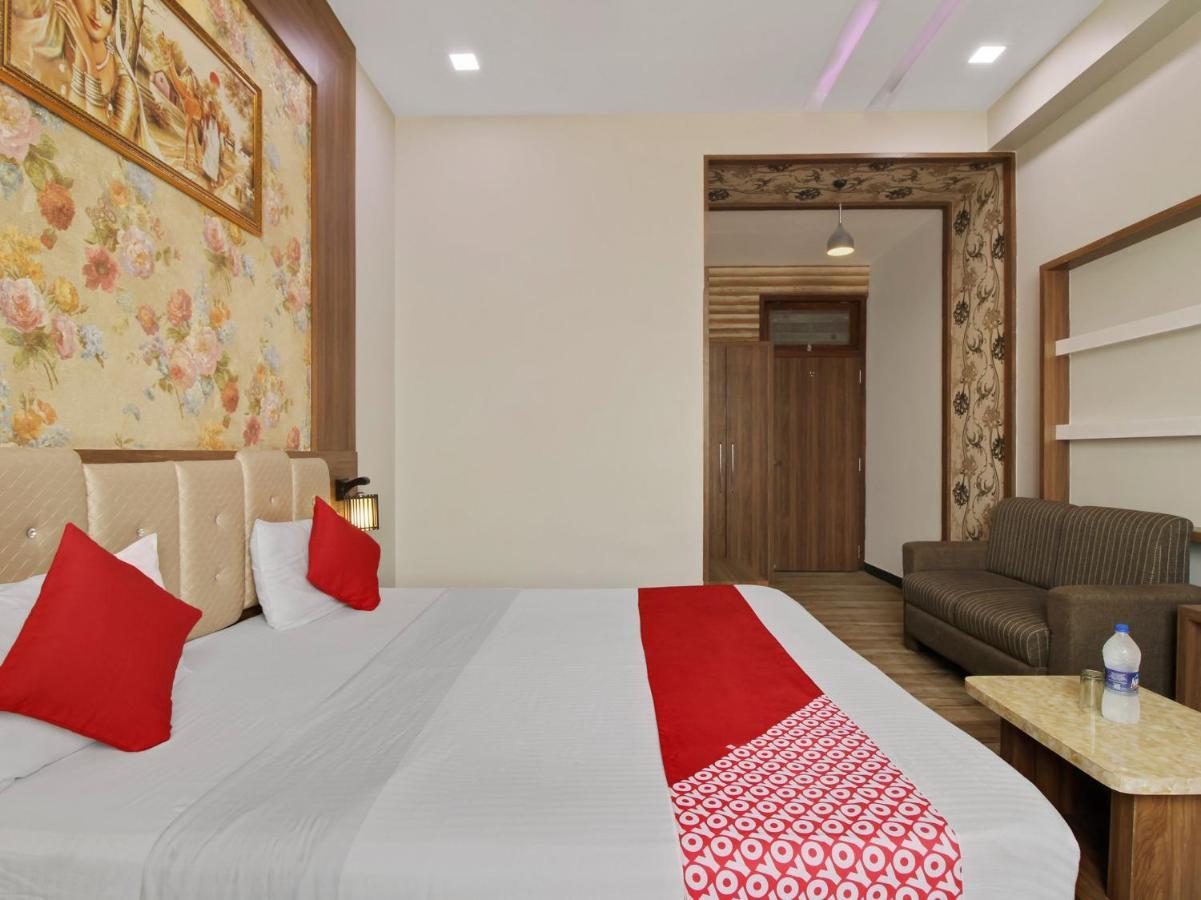 Hotel Oyo 74865 Neelkamal Mumbai