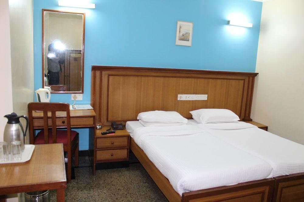 Park View, Hotel
