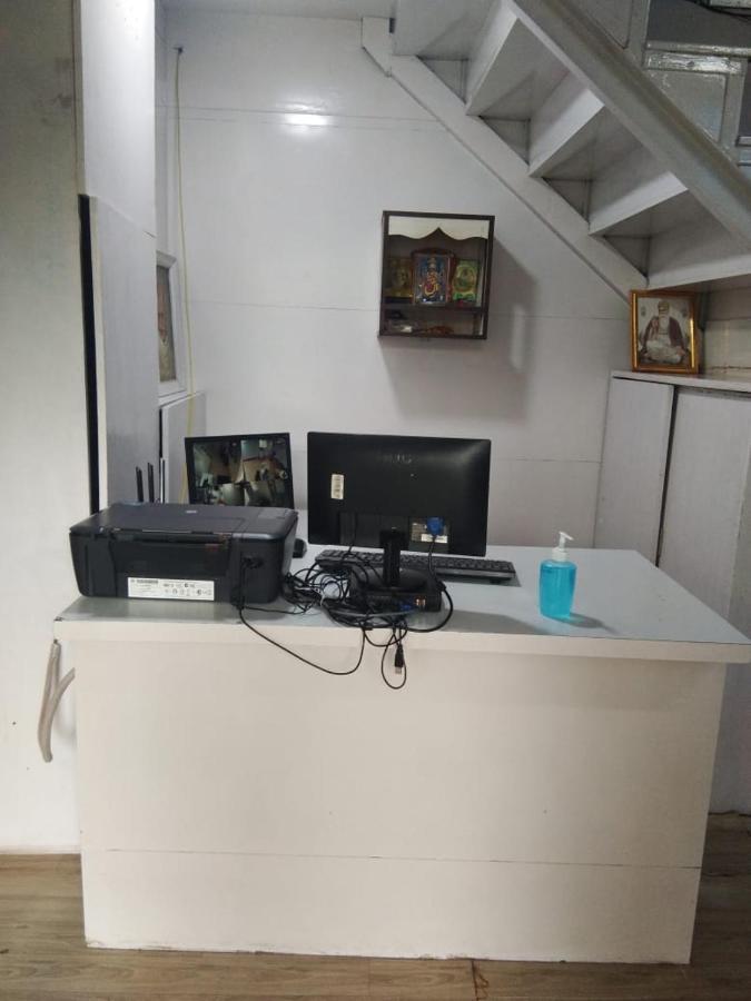 Abuzz Sewri Hostel