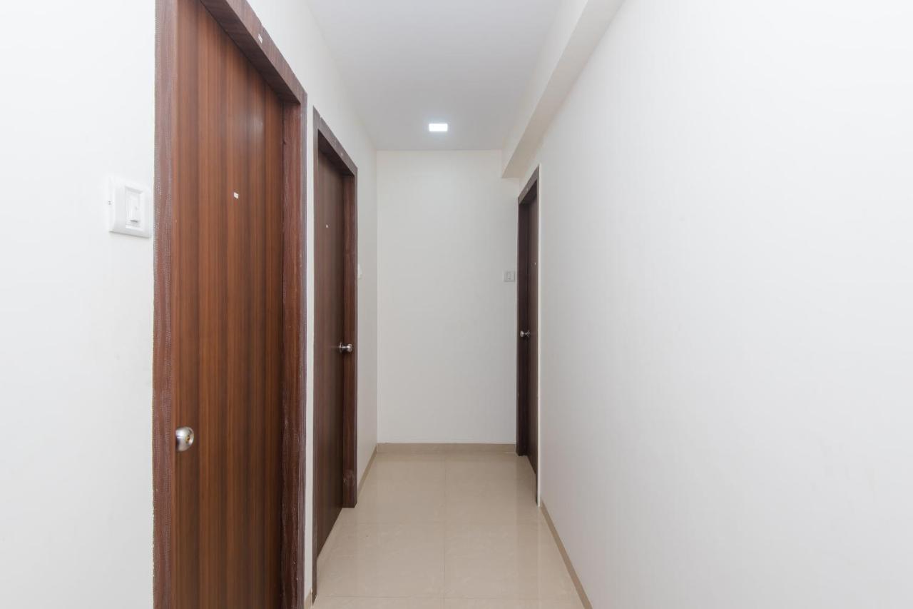 Oyo 13660 Cliff Hanger 3* Mumbai