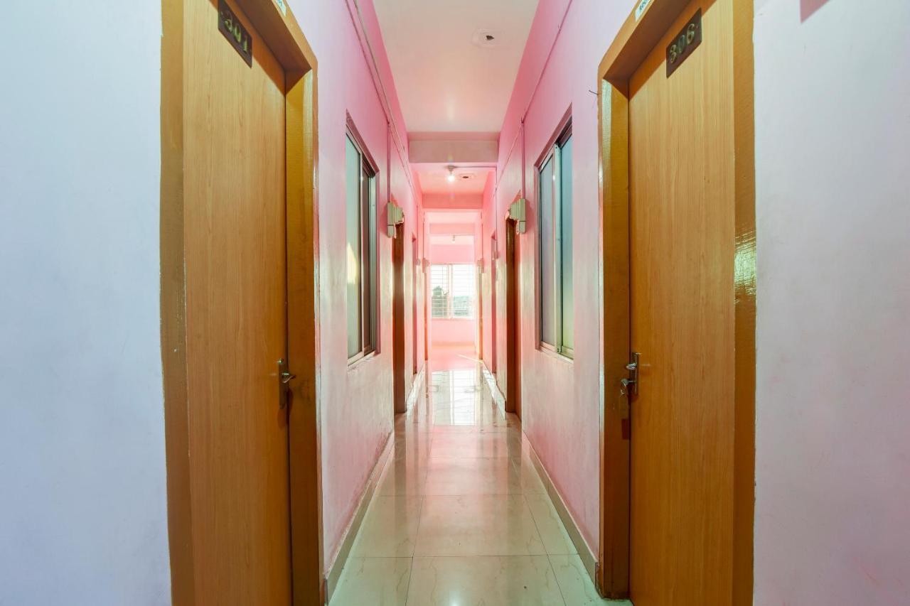 Capital O 68855 Ace Residency 3* Mumbai