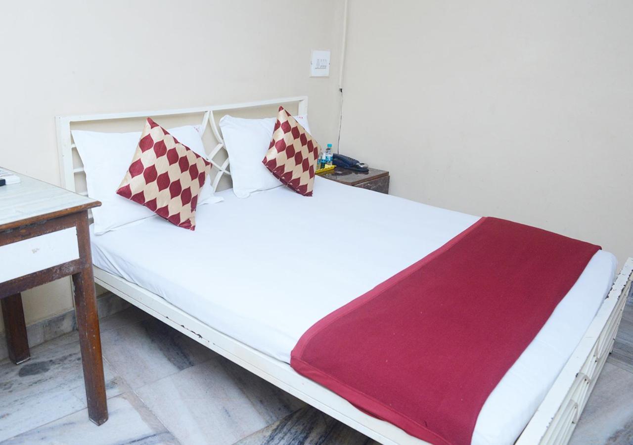 Hotel Srk 2*