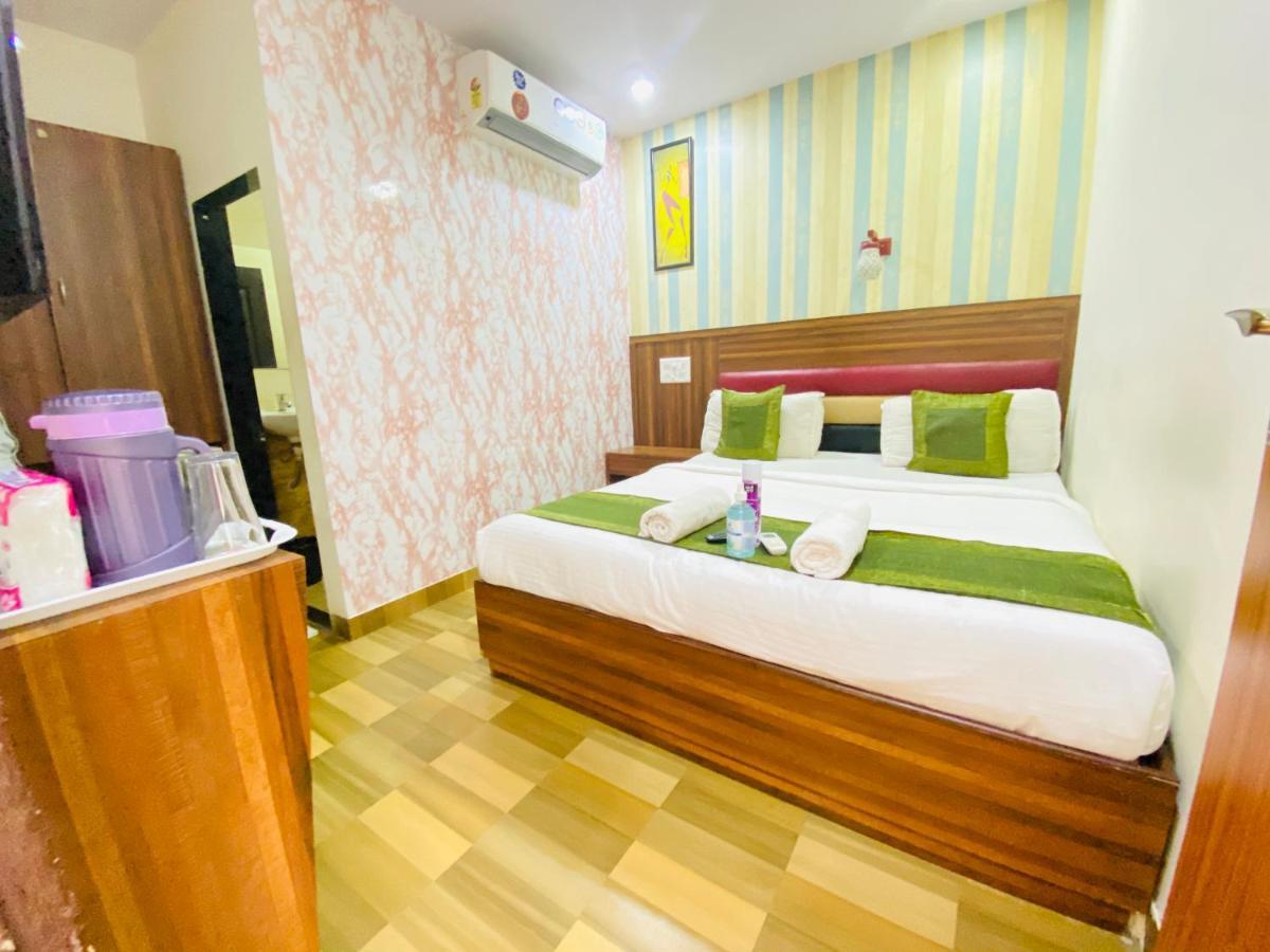 Airport Residency Bed & Breakfast