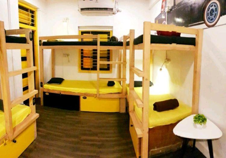 Hostel Stay * Mumbai