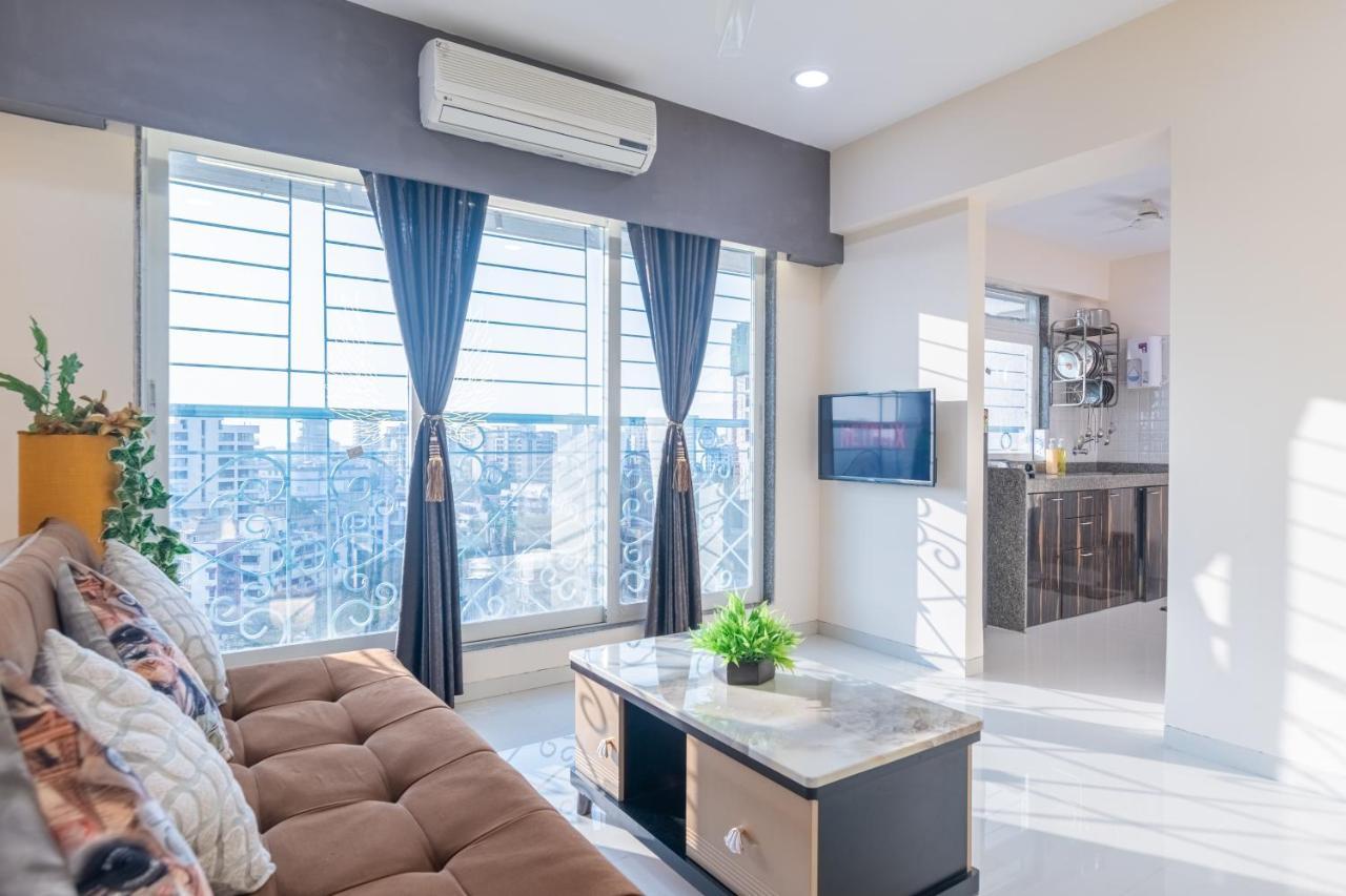 Apartment Osi Bandra West *