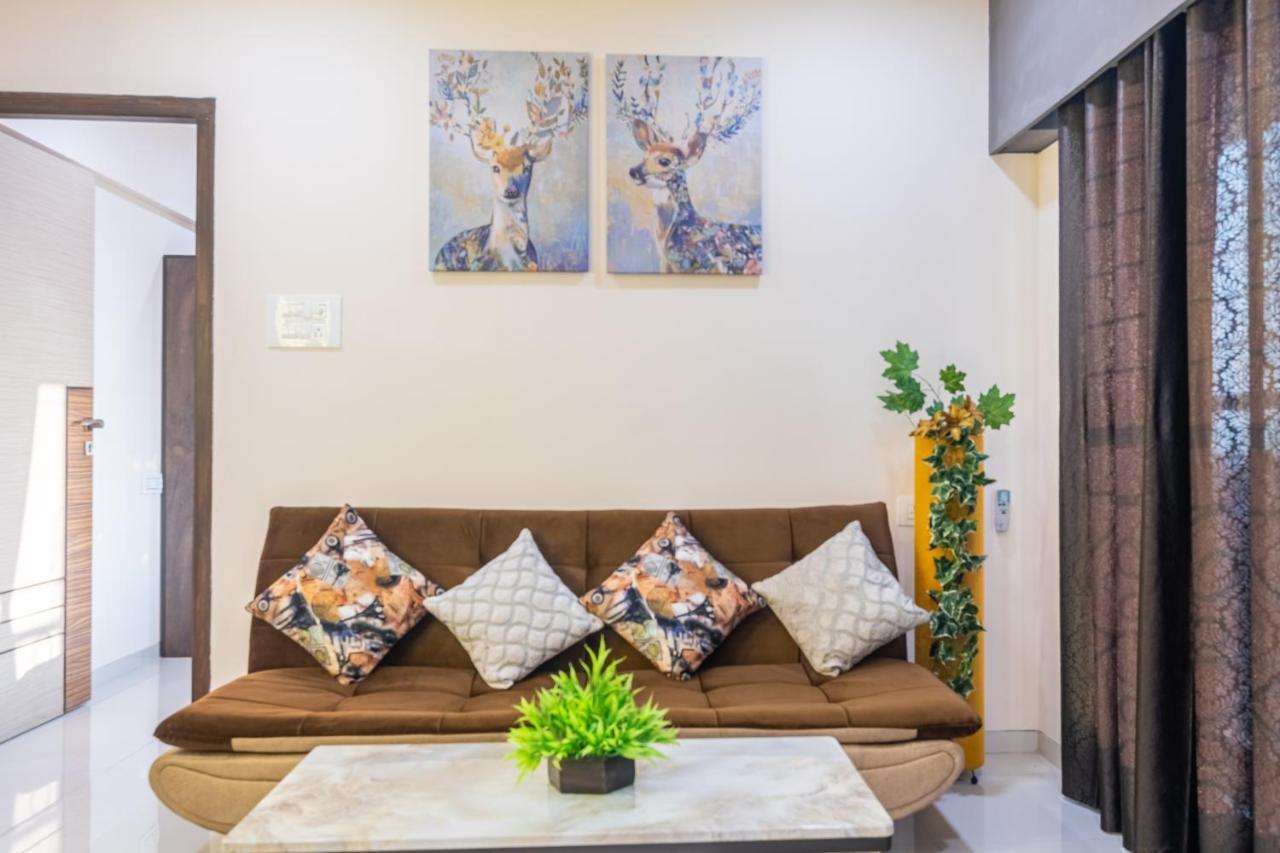 Osi Bandra West Apartment Mumbai