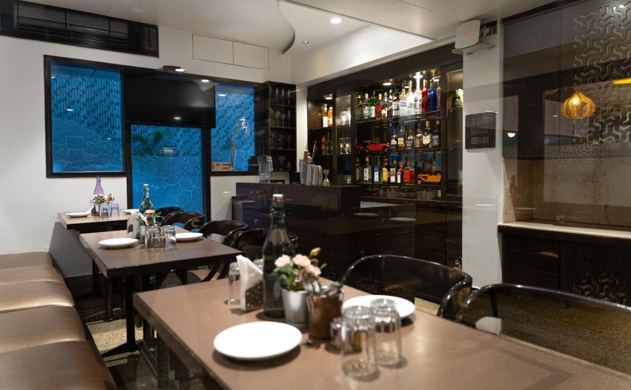 Hotel Regenta Place The Emerald Mumbai