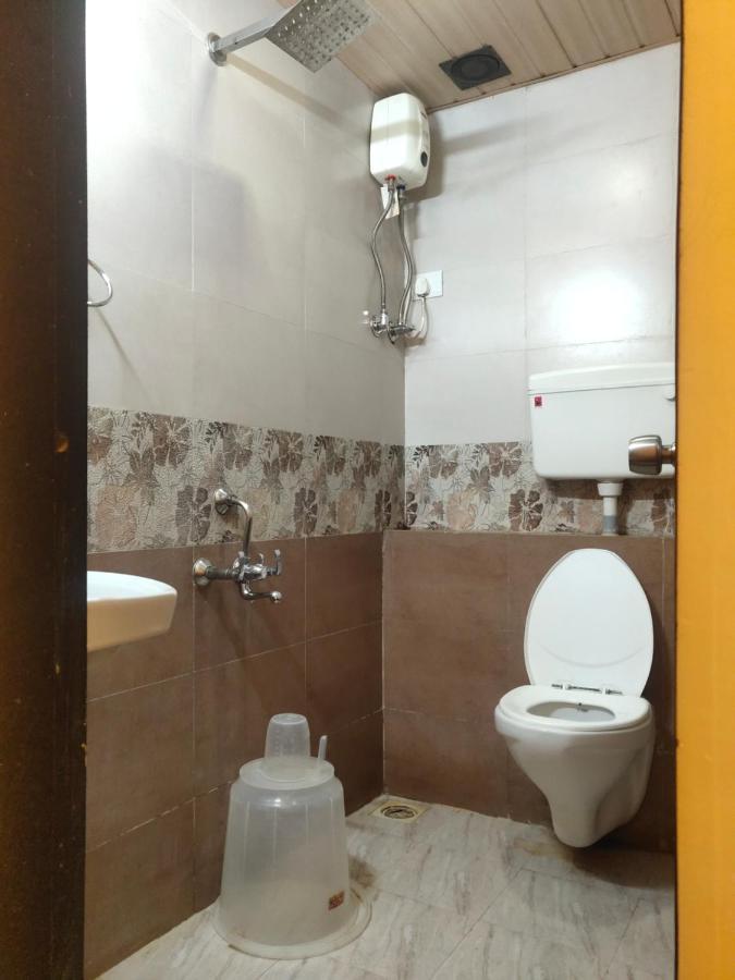 Golden Nest Popular Residency Hotel
