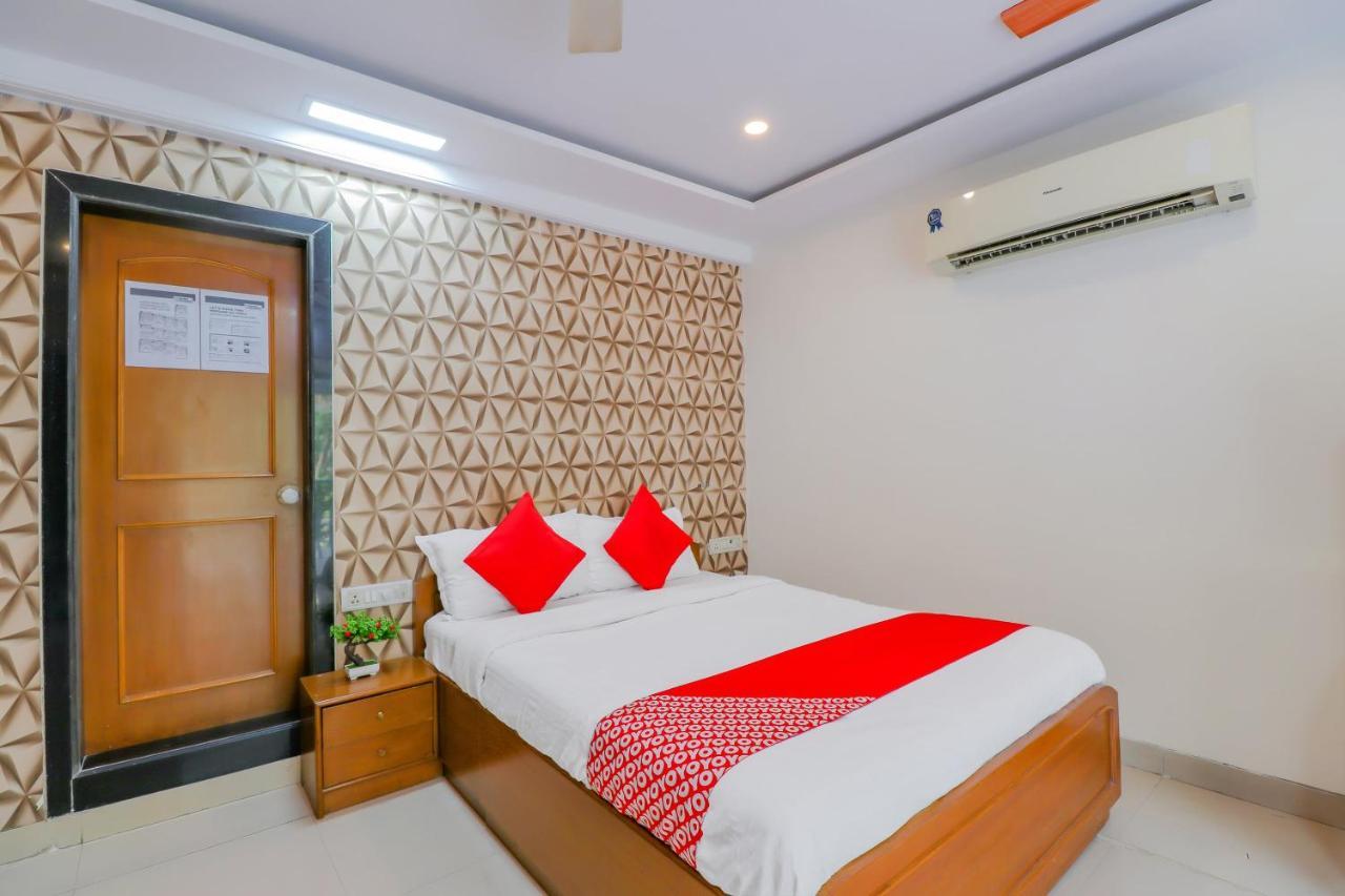 Oyo 79583 Seven Sun Guest House Hotel 3*