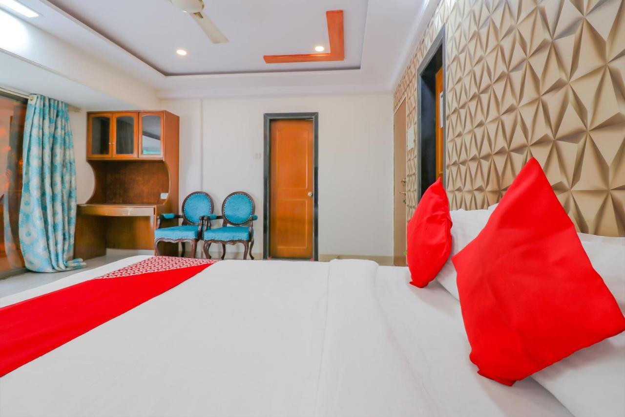 Oyo 79583 Seven Sun Guest House Mumbai