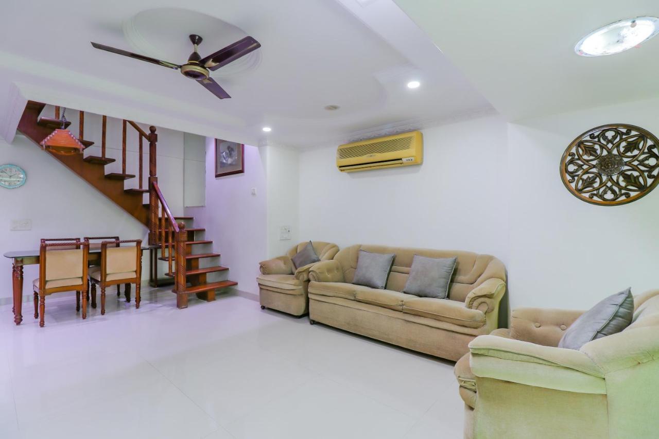 Hotel Oyo 79583 Seven Sun Guest House 3*