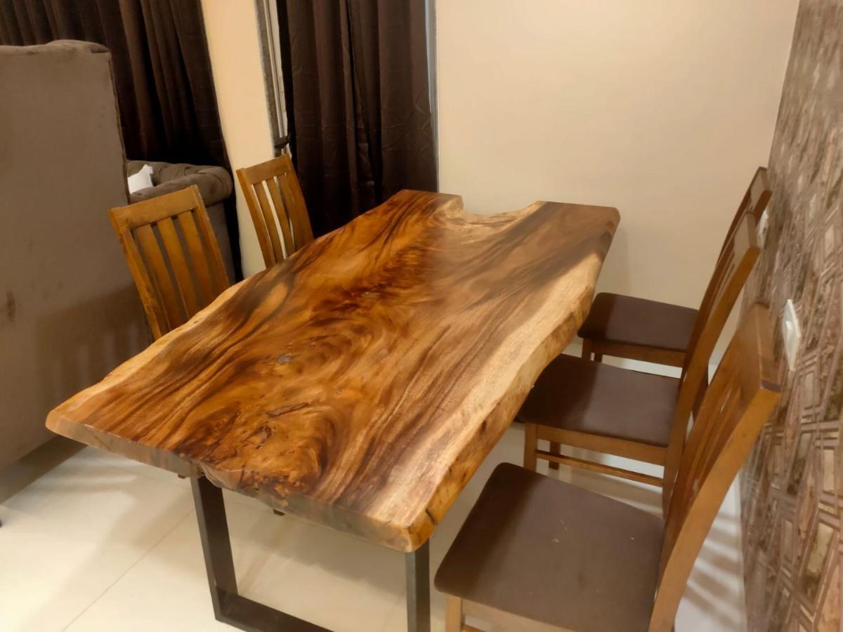 Osi Bandra West Apartment Mumbai
