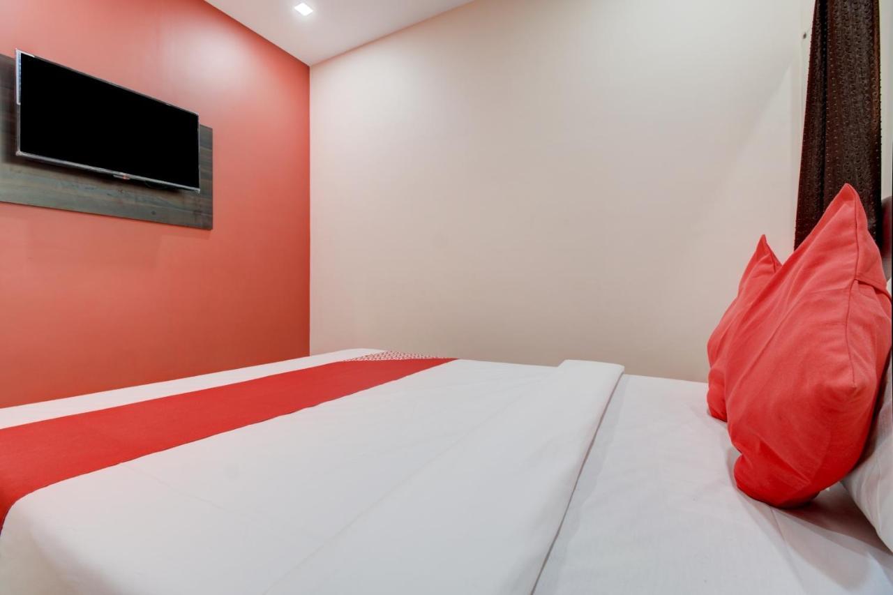 Oyo 77164 Hotel Grant Palace Hotel 3*
