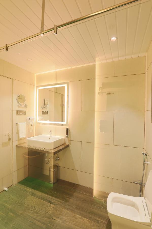 Hotel Surya Prakash Mumbai