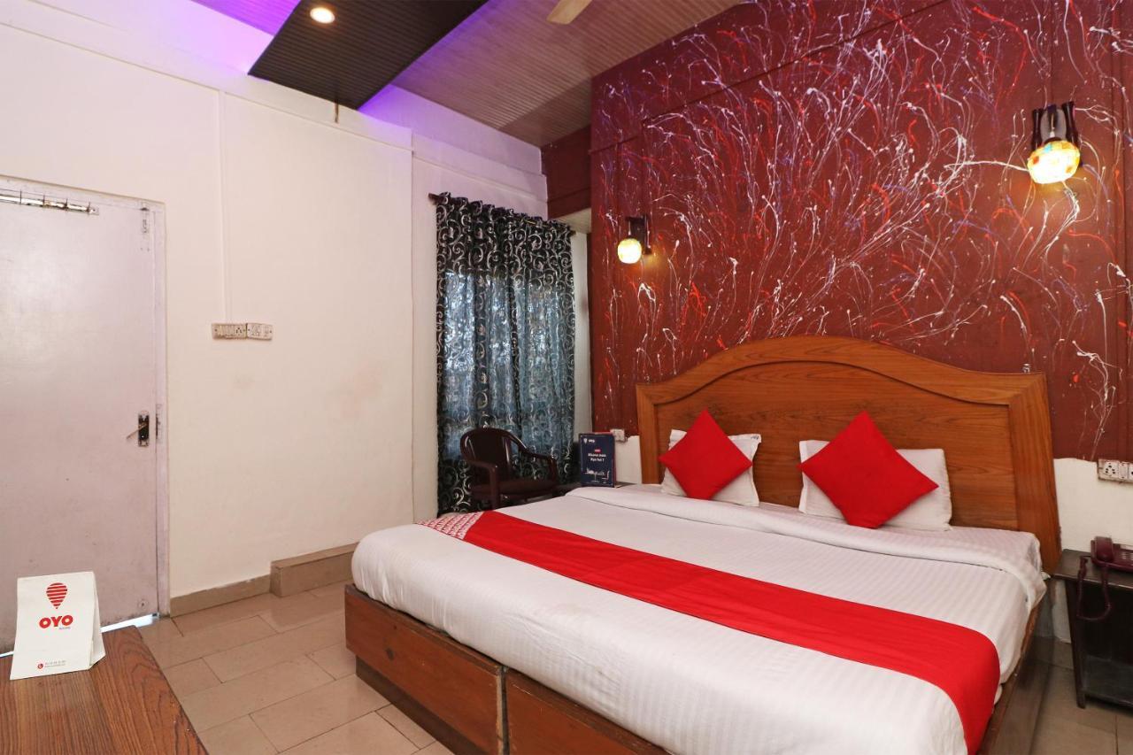 Oyo 77137 Hotle Castle Hotel