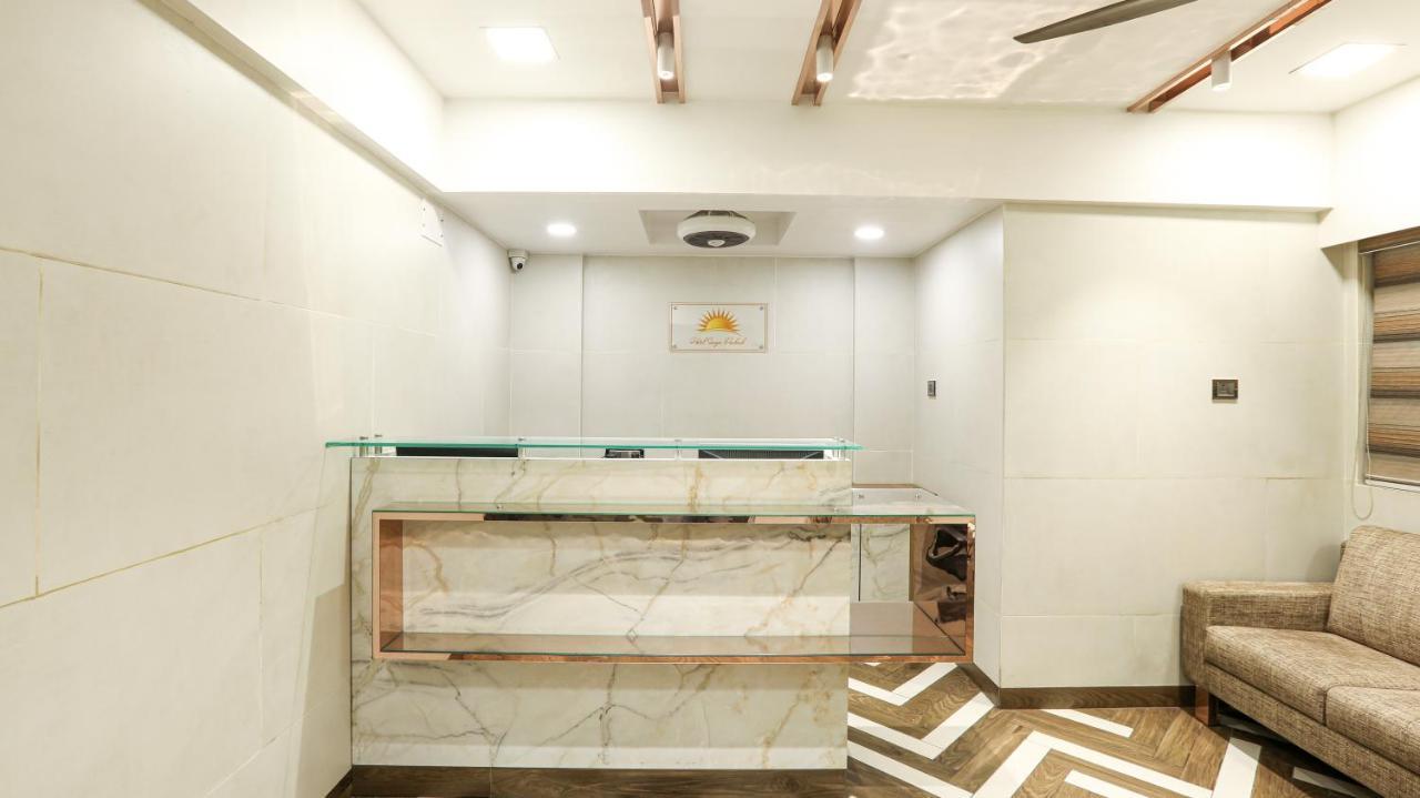 Surya Prakash 3* Mumbai