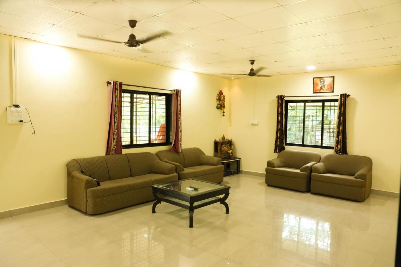 Kinjal Farmhouse By Friends Villa Bed & Breakfast *