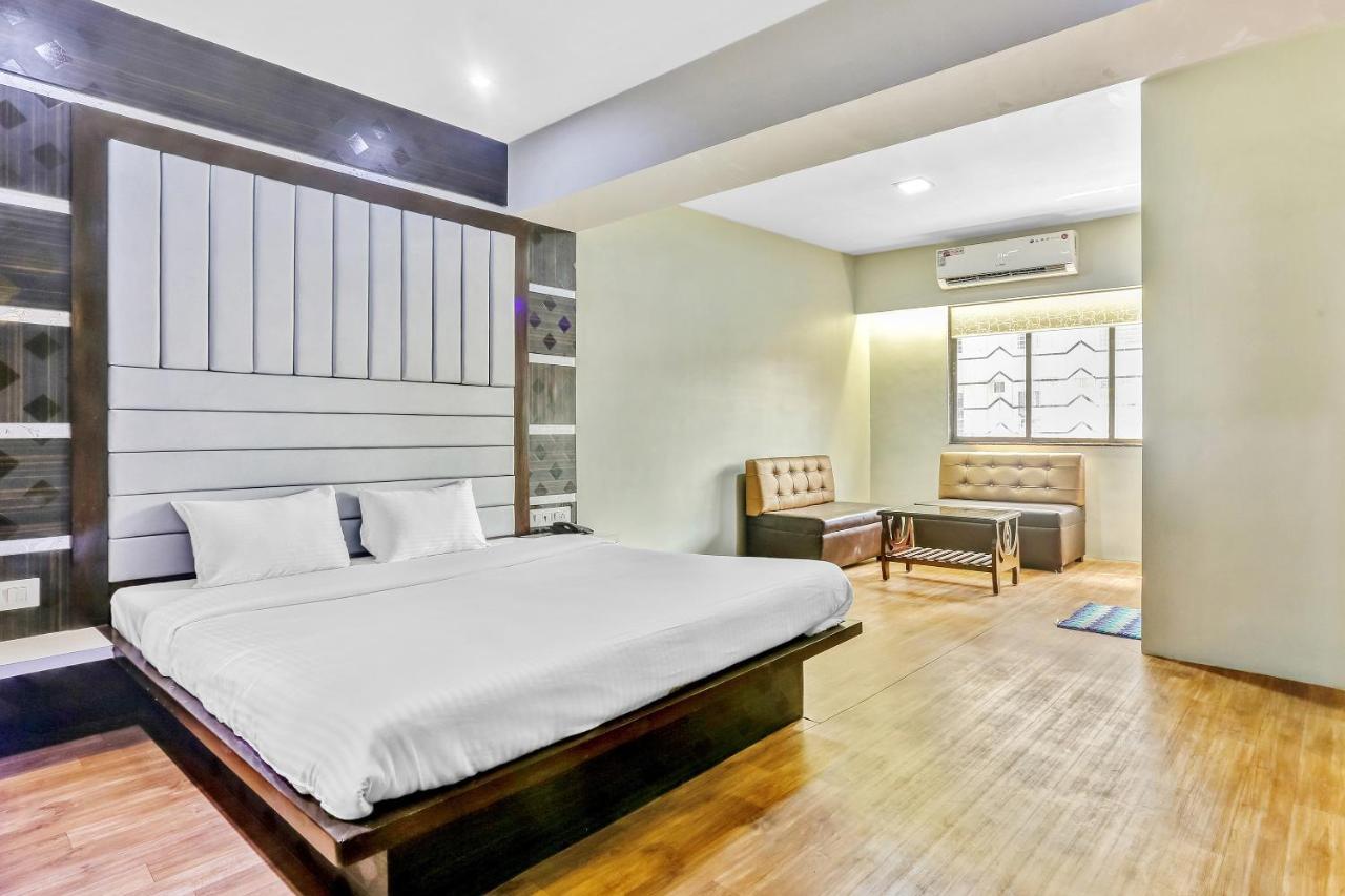 Oyo Flagship 83396 Hotel Vinyasa Residency Hotel Mumbai