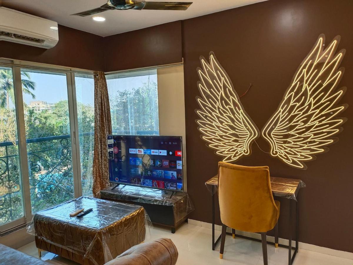 Osi Bandra West Apartment