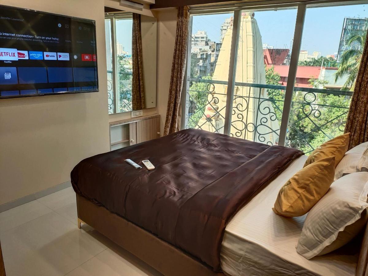 Osi Bandra West * Mumbai