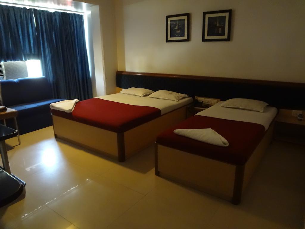 Hotel Ashwin 2*