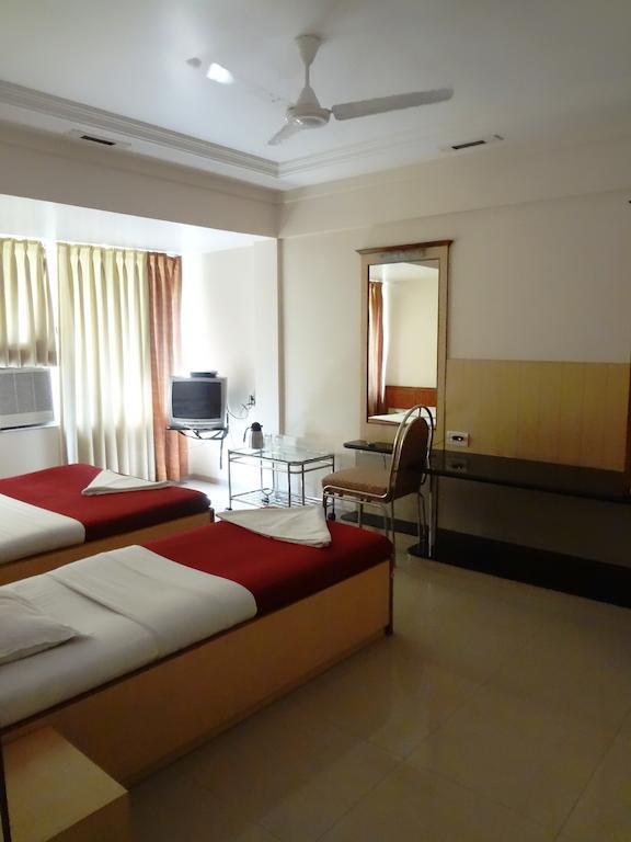 Ashwin 2* Mumbai